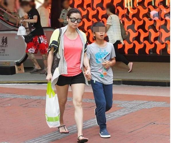 Mỹ nhân phim nóng và bi kịch vì quá xinh đẹp: Một cái lắc đầu từ chối mà bị đánh gãy 3 xương sườn-9