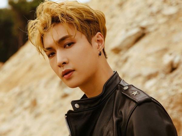 Lay EXO lên chức CEO: Người chúc mừng chiến thắng, kẻ tưởng đang xem hài-4