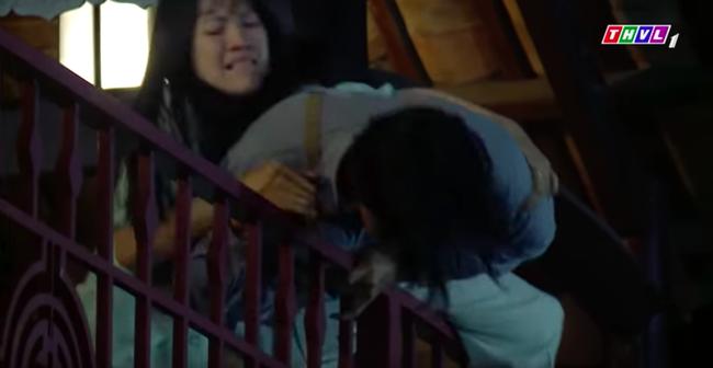 Hậu trường cảnh nhảy lầu phim Việt: người bảo hộ đầy đủ, người liều mạng chẳng có gì-12