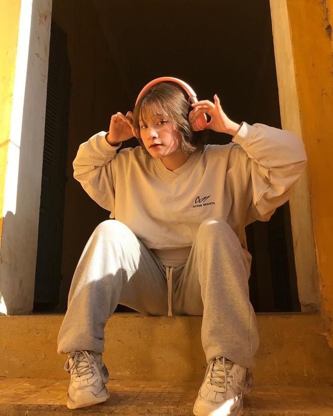 Ở vòng "Chinh phục", Nul gây ấn tượng khi trình bày ca khúc về người mẹ đã mất. Màn thể hiện của Nul lấy nước mắt của nhiều khán giả, khiến DJ Mie khóc ngay khi chơi nhạc. Nul cho biết cô muốn thể hiện tình cảm của mình với mẹ và coi đây là động lực để cố gắng sống tiếp. Vào tới vòng "Đối đầu", rapper sinh năm 2003 phải dừng chân. Tuy nhiên, bốn vị huấn luyện viên và giám khảo đều tin rằng Nul sẽ tiếp tục duy trì đam mê với rap trên con đường sắp tới. Ảnh: IGNV.