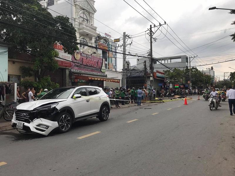 Nữ sinh và tài xế Grab chết thảm sau va chạm với ô tô ở Bình Dương-1