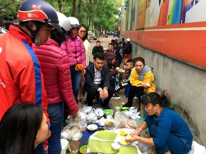 Mát trời, ăn xôi vỉa hè Hà Nội là đỉnh nhất nhưng quán nào mới ngon đặc biệt?-6