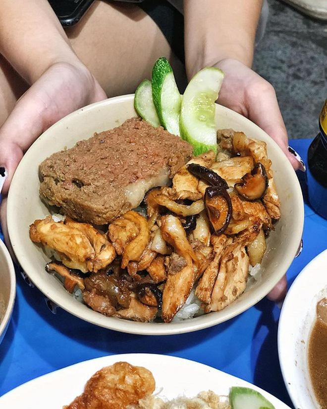 Mát trời, ăn xôi vỉa hè Hà Nội là đỉnh nhất nhưng quán nào mới ngon đặc biệt?-13