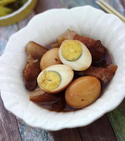 Thói quen nêm gia vị vào trứng khi nấu của nhiều bà nội trợ biến trứng trở thành chất độc-4