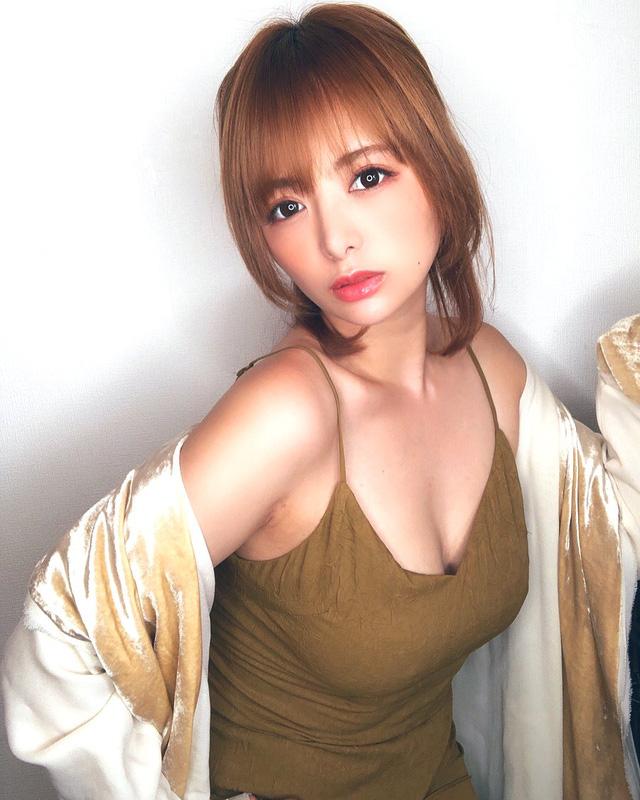 Người mẫu nữ cắt đứt quan hệ gia đình, chia tay người yêu vì đam mê đóng phim 18+-1