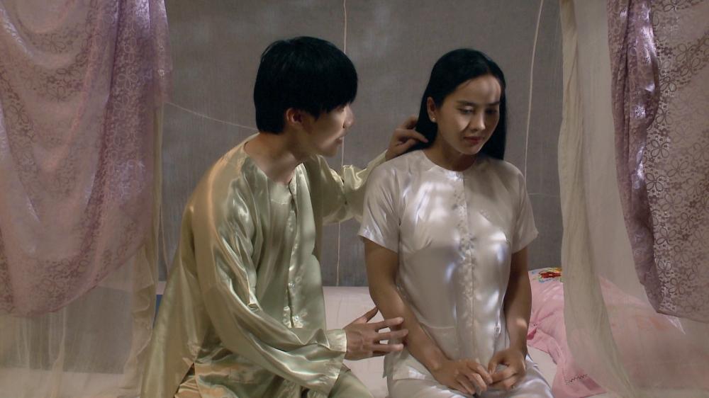 Nam chính Yêu trong đau thương tiết lộ bí mật đằng sau cảnh chú rể cưỡng bức cô dâu-1