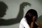 Thiếu niên 16 tuổi phạm tội hiếp dâm vì 'vượt rào' với bạn gái 11 tuổi