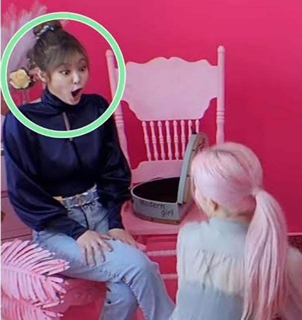 Đừng tưởng Rosé không thể sexy, bông zẹo thực ra cũng rất gì và này nọ đấy nhé!-1