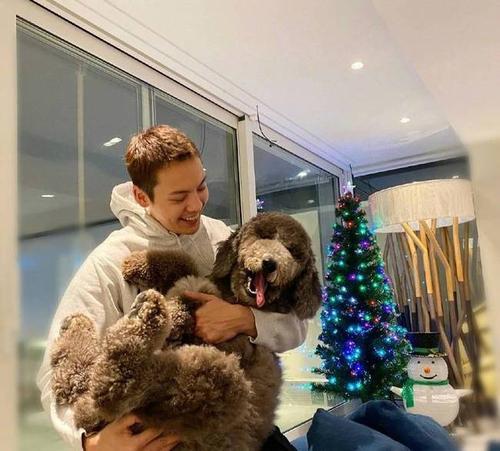 Gia thế khủng của Trần Vỹ Đình, thiếu gia hàng thật giá thật của Cbiz-12