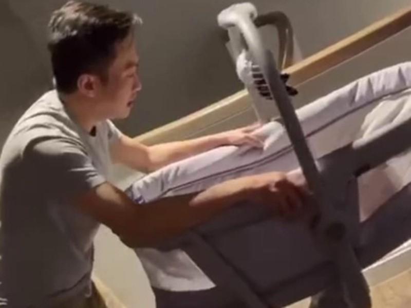 Đưa ái nữ đi chích ngừa, Cường Đô La ghi điểm trọn vẹn với các mẹ bỉm sữa-3