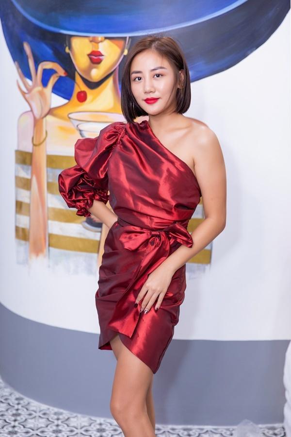 SAO MẶC XẤU: Tiểu Vy già chát - Xa Thi Mạn phối đồ lạc quẻ-2