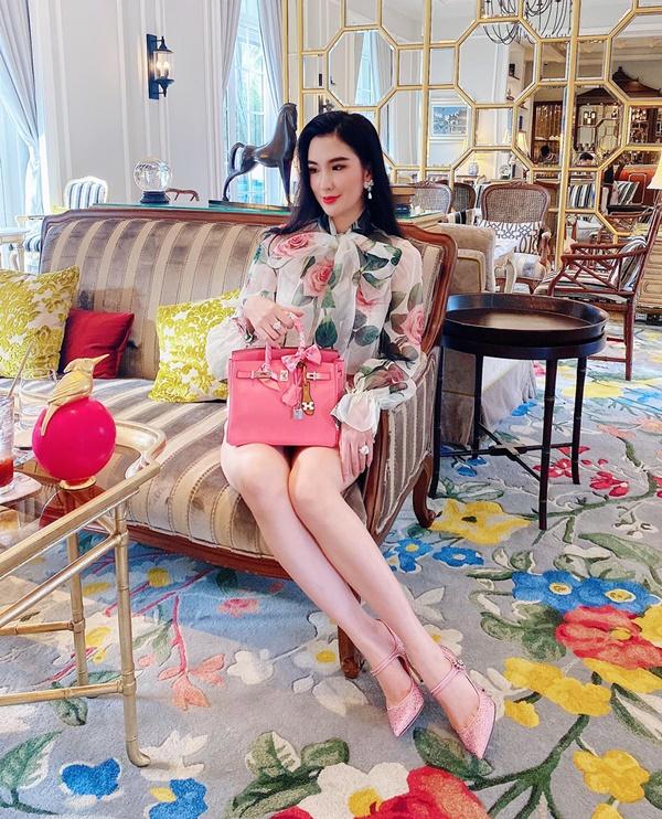 Mỹ nhân Việt mê mệt pose dáng theo trend trà chiều sang chảnh-7