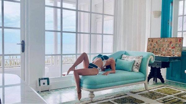 U40 sở hữu thân hình như U20: Mẹ 3 con Ốc Thanh Vân mê tập tư thế độc hiểm-3