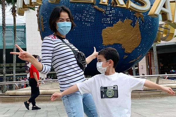 Quý tử lai nhà Thu Minh mới 5 tuổi nhưng cực ga lăng-12