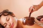 Khu nghỉ dưỡng dùng chocolate để massage cho khách