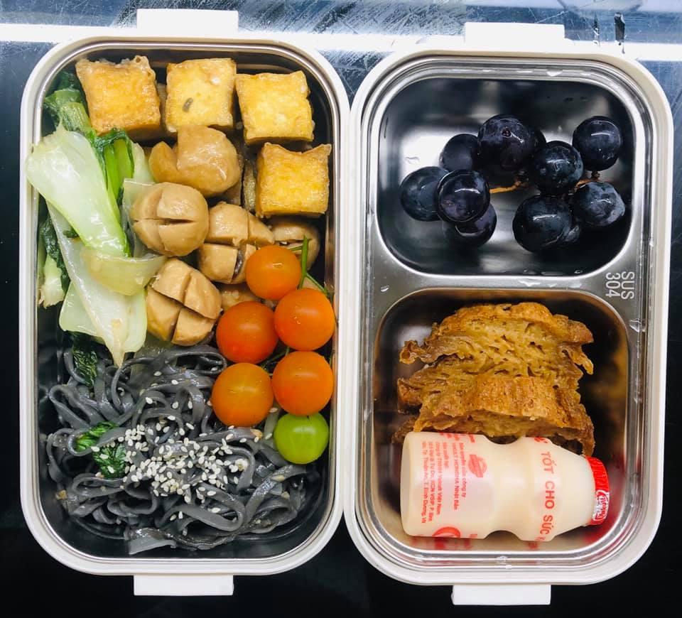 Cơm trưa cả tuần đi làm của vợ 9X nấu cho chồng, chỉ 50k đổ lại mà chẳng trùng món nào-7