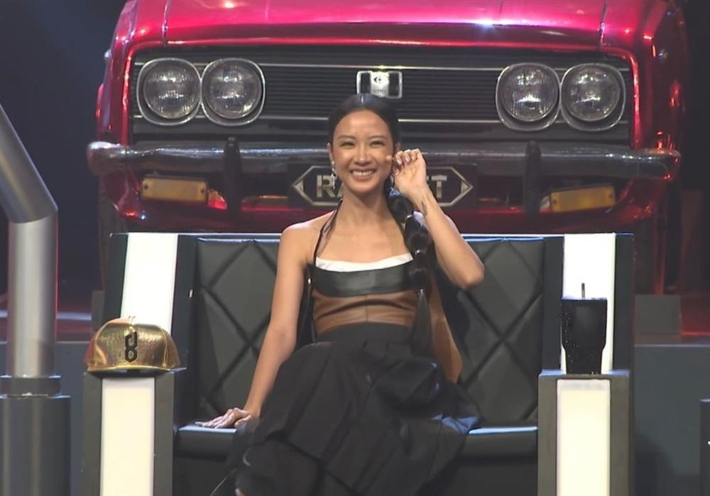 Bóc đồ vòng Bứt phá của huấn luyện viên Rap Việt-16