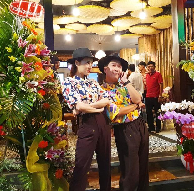 Vợ chồng Mười khó hiếm hoi diện đồ đôi, phản ứng của Trường Giang khi Nhã Phương mè nheo thành tâm điểm!-5