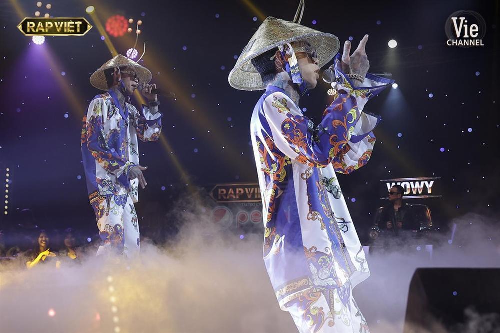 Rap Việt gây tranh cãi khi loại 16 Typh, Dế Choắt vào chung kết-2