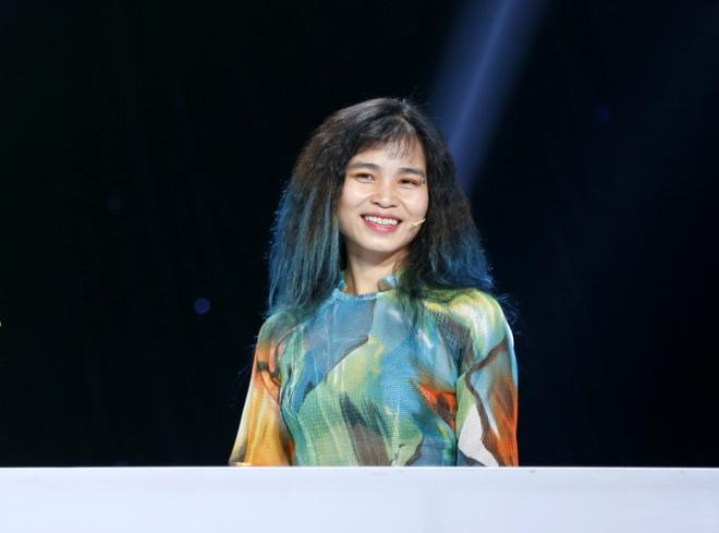 Ca sĩ Đồng Lan mắc Covid-19 ở Pháp-1