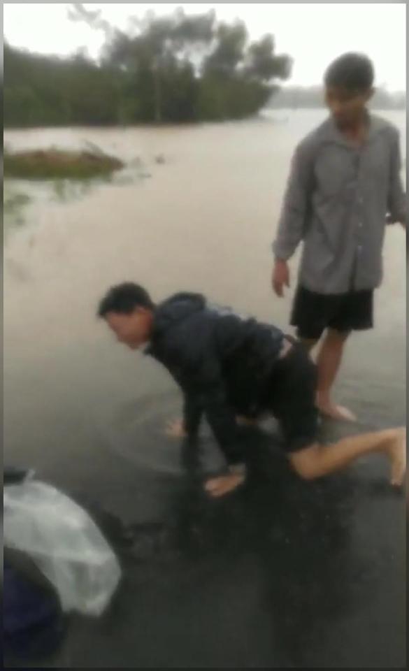 Sản phụ bị lũ cuốn trôi trên đường đi đẻ, người chồng gào khóc trong tuyệt vọng-2