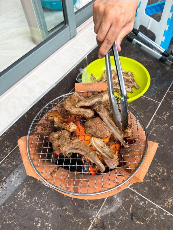 Nuốt nước miếng với những món ăn do chồng trẻ Lê Phương chế biến-7