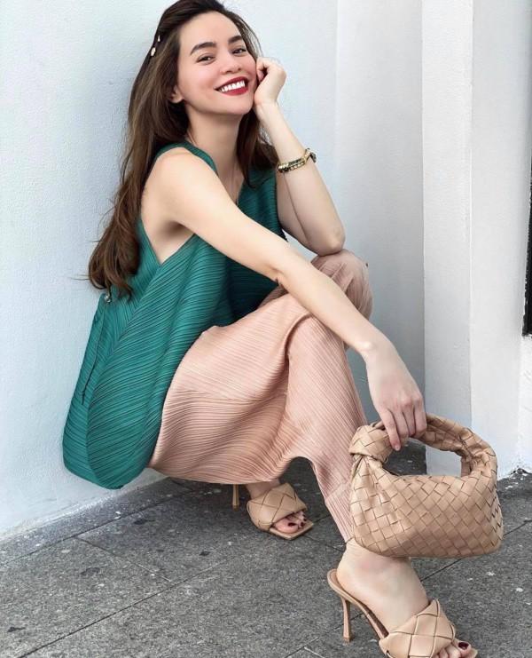 Đưa con đi chơi, Hồ Ngọc Hà đeo sương sương 4 chiếc nhẫn kim cương giá gần chục tỷ-6