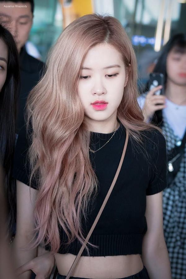 Rosé bật mí lý do đằng sau mái tóc thẳng nghìn năm không đổi-2