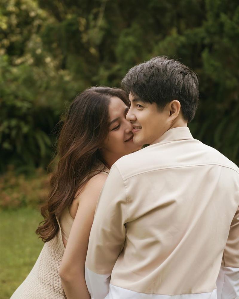 Đông Nhi bốc lửa đón tuổi 32 trước ngày sinh nở-5