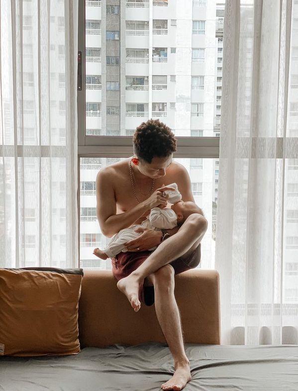 Rhymastic xứng danh ông bố của năm: Dọn bỉm cho con là niềm vinh dự-6