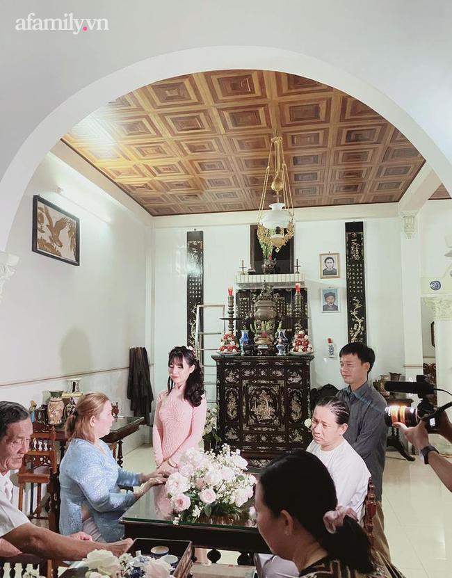 Đám cưới ấn tượng của cặp đôi Đồng Tháp: Có đến 8 nghi lễ với nhiều cái tên lạ lẫm nhưng xem đến từng bức ảnh thì ai cũng phải trầm trồ-5