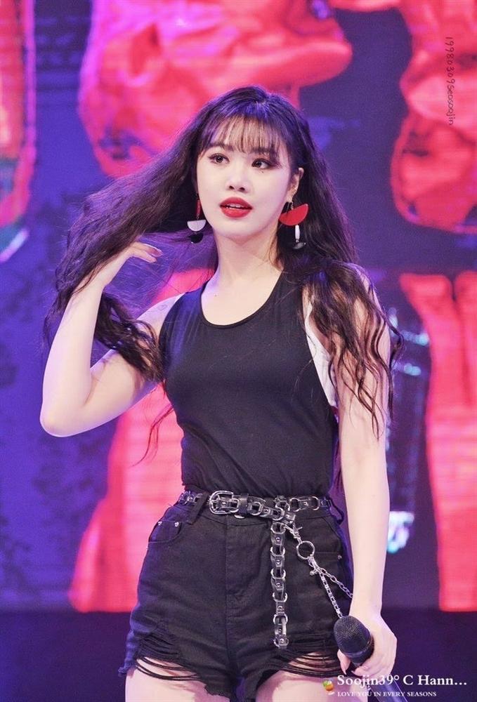 Đây là nữ thần tượng mà tất cả các idol khác ở K-Pop đều muốn kết bạn-1