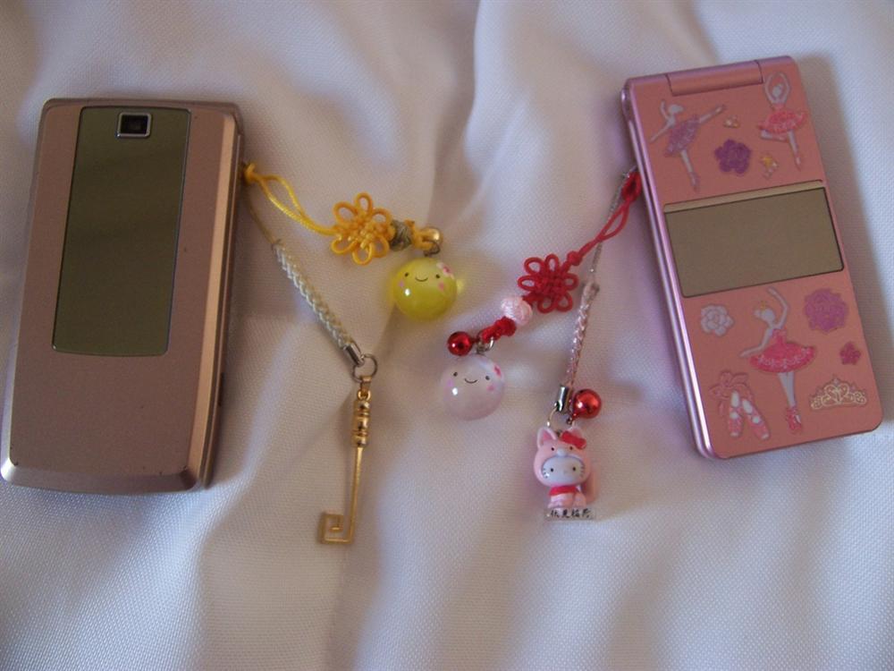 Mốt làm đẹp điện thoại 10 năm trước của giới trẻ Việt-4