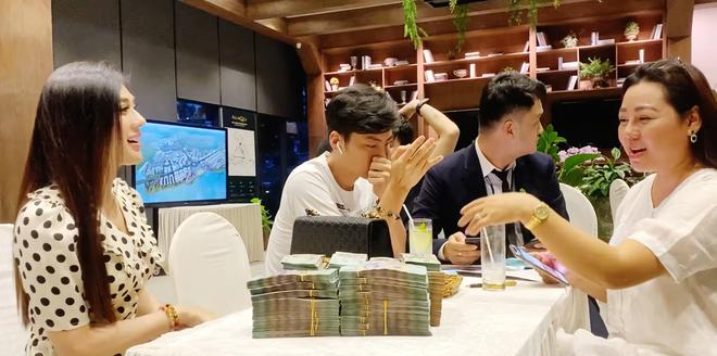 Lâm Khánh Chi vác ba lô tiền đi mua nhà hơn 30 tỷ: Tôi thích thì mua chứ sao-3