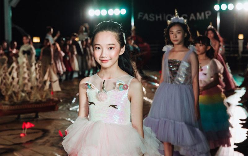 Những model nhí yêu thời trang từ trong máu-3