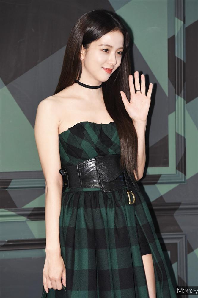 3 sự kiện đánh dấu nhan sắc đẹp như tiên tử của Jisoo BLACKPINK-7