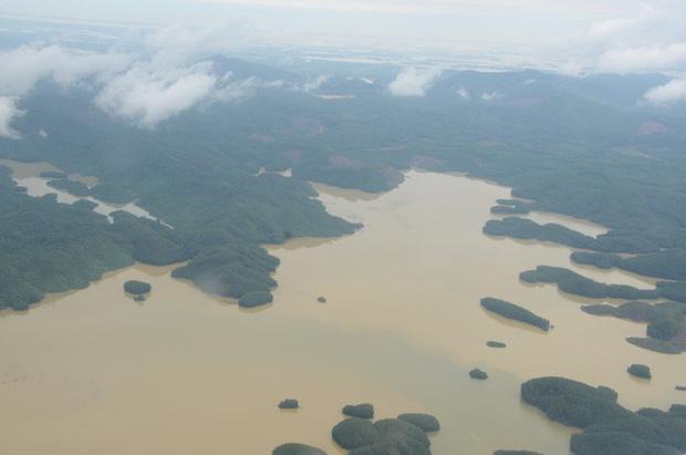 Những hình ảnh đầu tiên từ hiện trường Thủy điện Rào Trăng 3-6