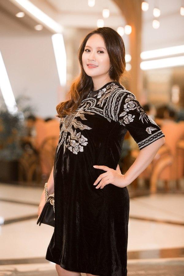 Bị chê phá tướng sau sinh, mỹ nhân Việt nào giảm được nhiều cân nhất?-7