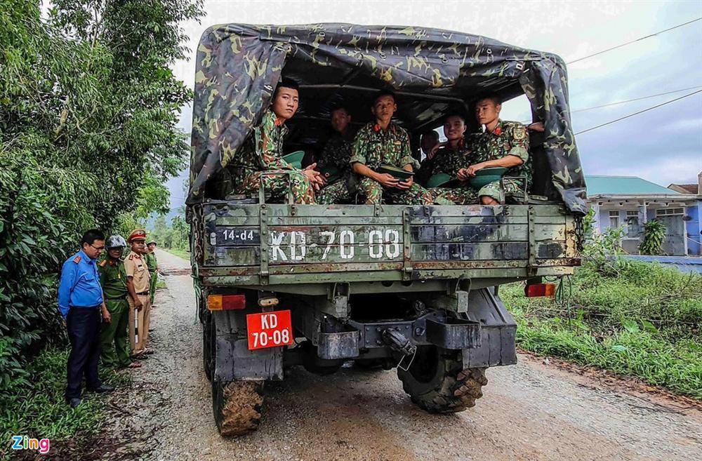 Cảnh tan hoang ở trạm kiểm lâm 67-3