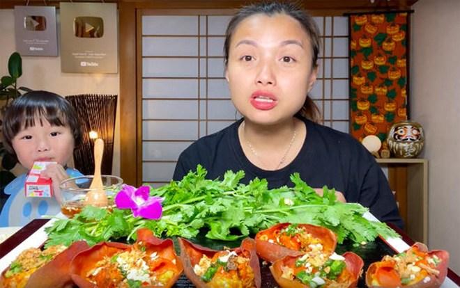 Soi thu nhập của 3 bà mẹ làm Youtuber nổi nhất Việt Nam: Ai kiếm tiền khủng nhất?-7