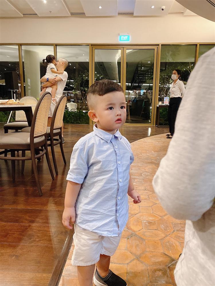 Ngoại hình càng ngắm càng yêu của 2 nhóc tỳ nhà anh trai ca sĩ Bảo Thy-3