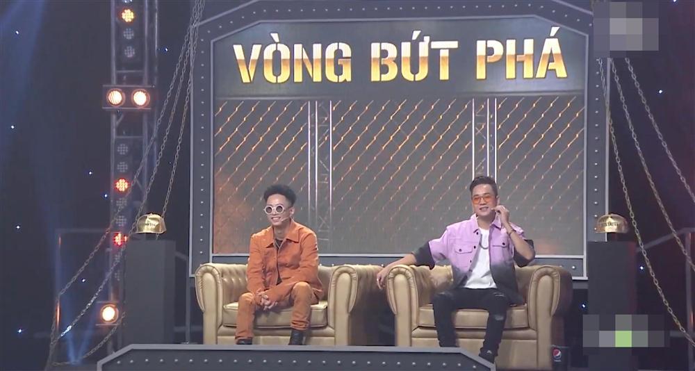 Nón vàng Rap Việt bán khắp lề đường với giá vài chục nghìn đồng-4