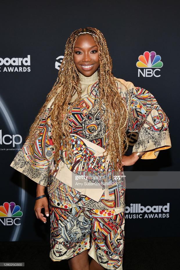 Thảm đỏ Billboard Music Awards toàn những bộ cánh nhìn mà hốt-2