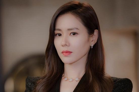 Son Ye Jin vung tiền mua nhà hơn 300 tỷ, độ giàu có gây choáng ngợp