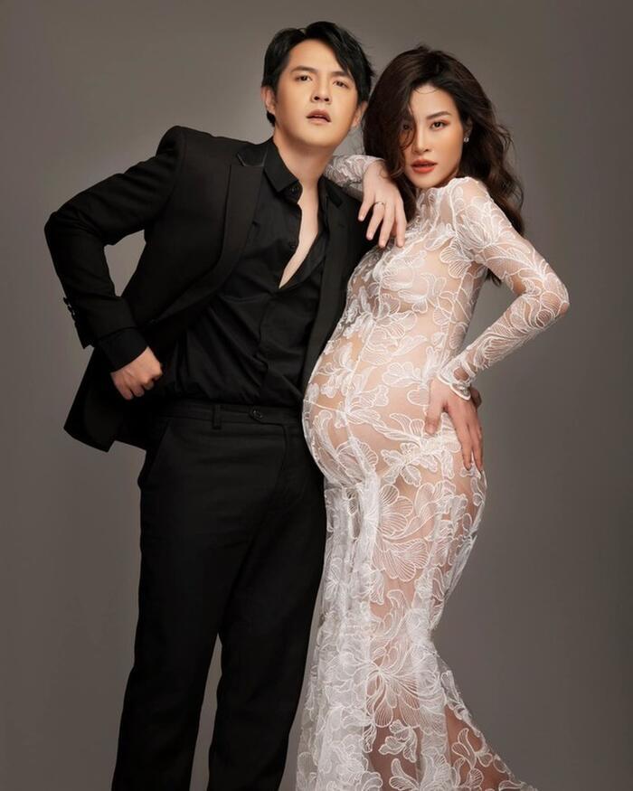 Hội bạn thân để lộ tên thân mật của con gái đầu lòng nhà Đông Nhi?-1