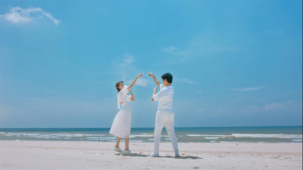 Nam chính trong MV mới của Minh Hằng chính là anh người yêu bị giấu mặt?-4