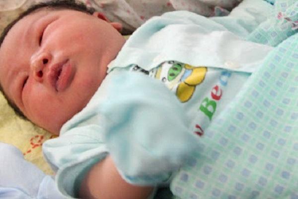 Cô bé tóc xù nổi đình đám MXH 2 năm trước giờ có cuộc sống ra sao?-7