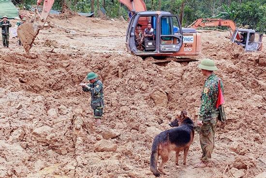 Thông tuyến, nỗ lực tìm kiếm nạn nhân tại thủy điện Rào Trăng 3