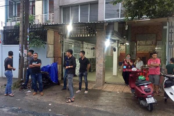 Tang lễ hiệp sĩ tử vong trong lúc bắt cướp: Vợ bầu song thai thẫn thờ bên linh cữu chồng-7