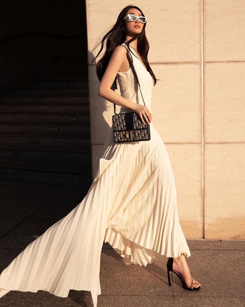 Hương Giang xách túi giá nửa tỷ - Phạm Quỳnh Anh lên đồ hơi hướng vintage-2